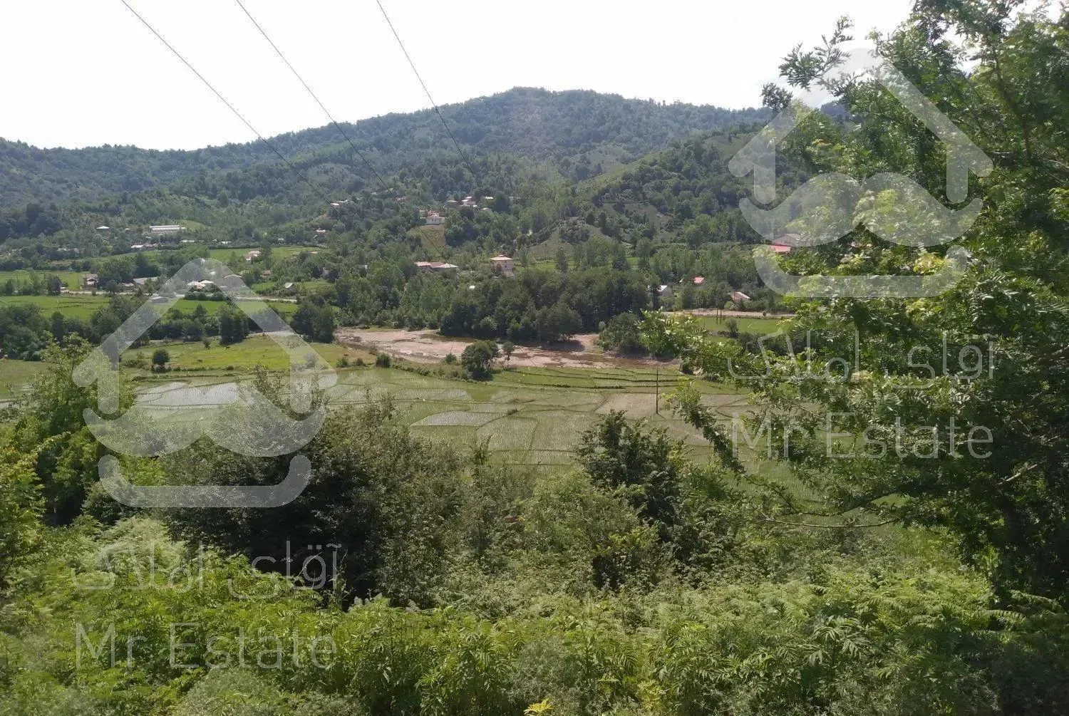 اطاقور جاده لیل خرما  کولر گازی دارد