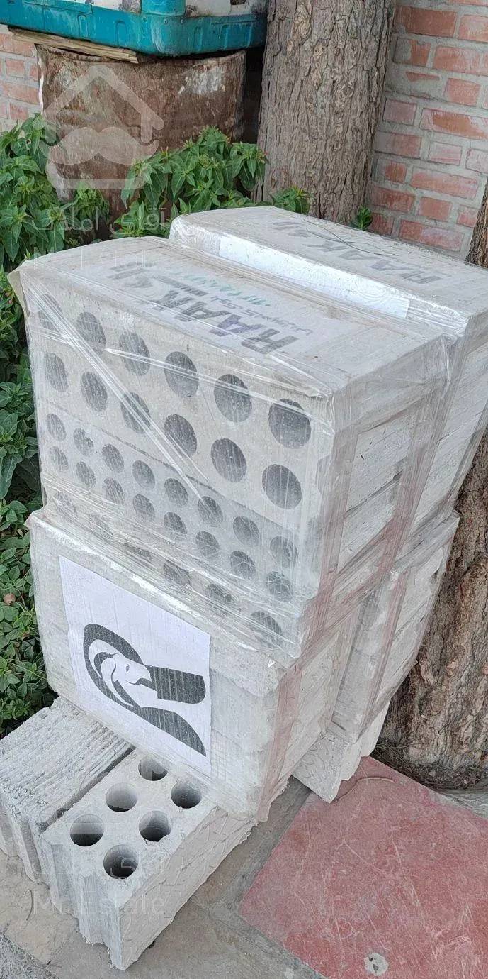 بلوک سیمانی کامپوزیتی