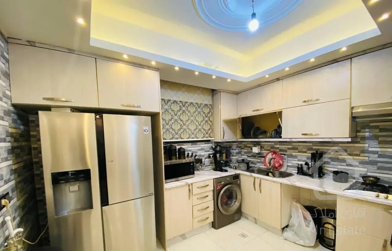 ۱۴۰ متر ۳ خواب مستر / بلوار ۲۴ متری