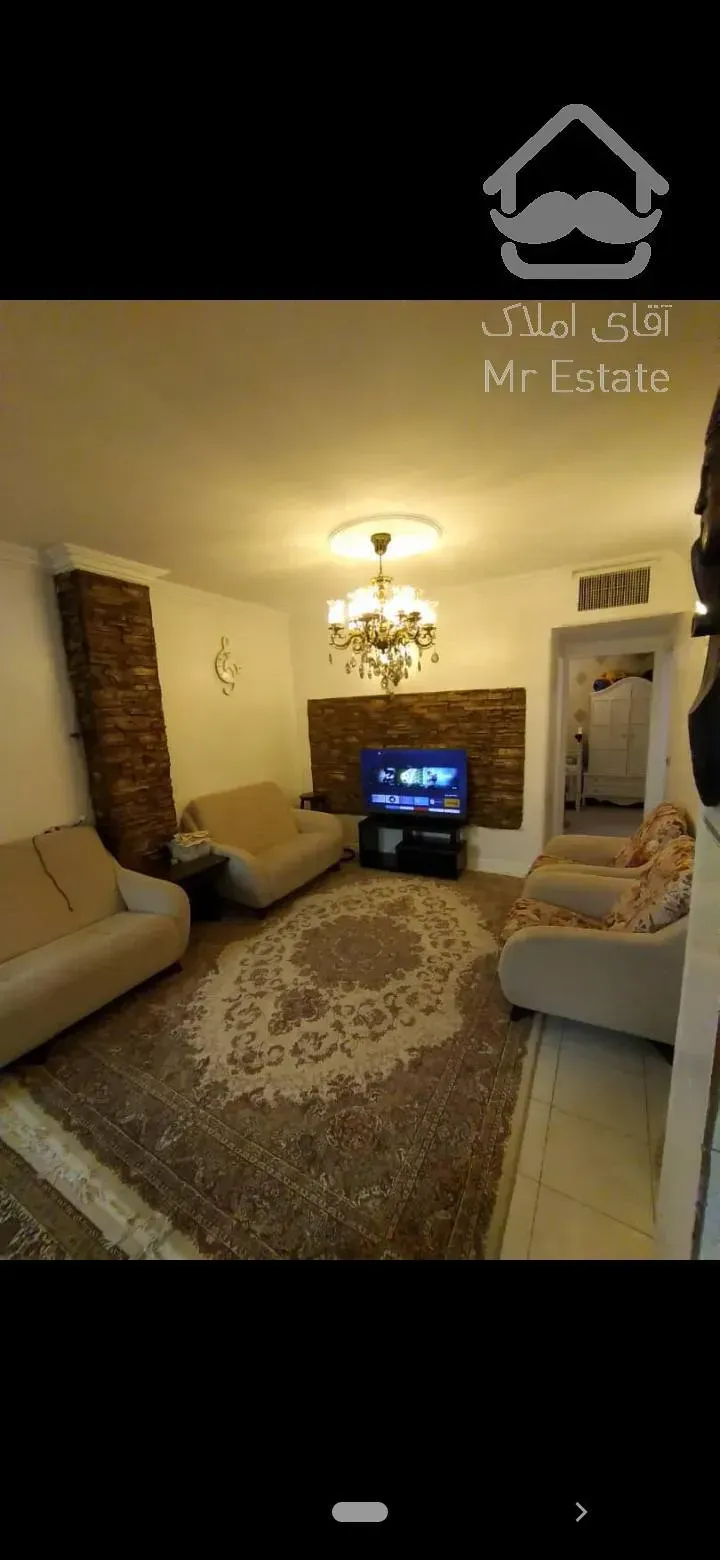 اپارتمان۵۵متری ۲خواب، وام دار، حیاط دار , خوش نقش ، لوکیشن عالی