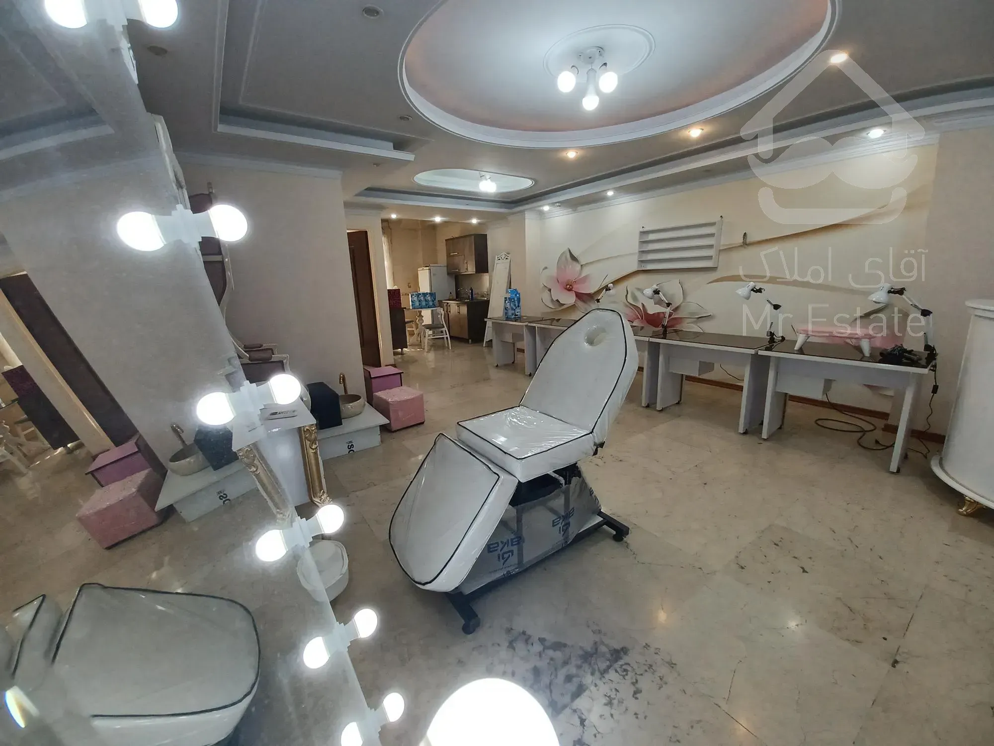 اجاره سند اداری  صادقیه بر اصلی بلوار