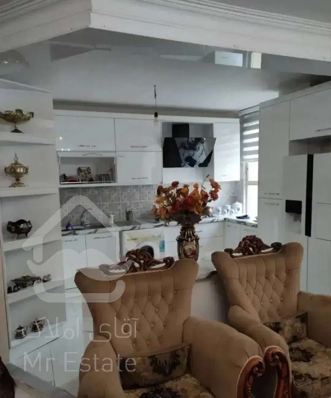 فروش واحد کوچه ناصری ۲۳۸ متری