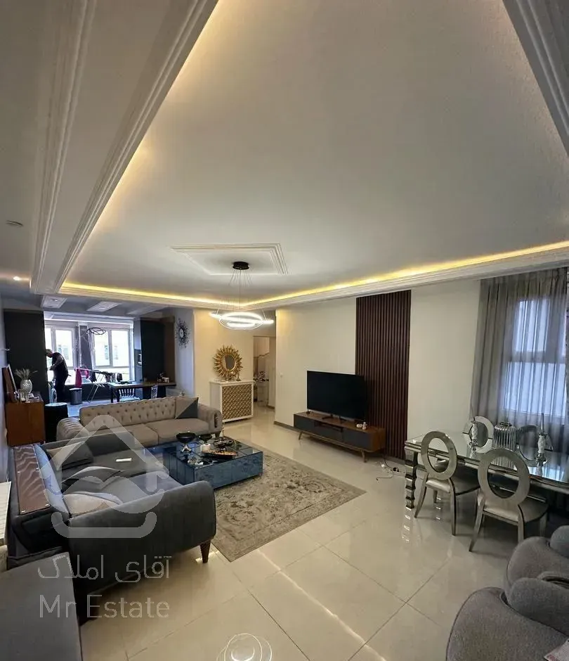 ۹۴ متر / لوکس / دو پارکینگ سندی