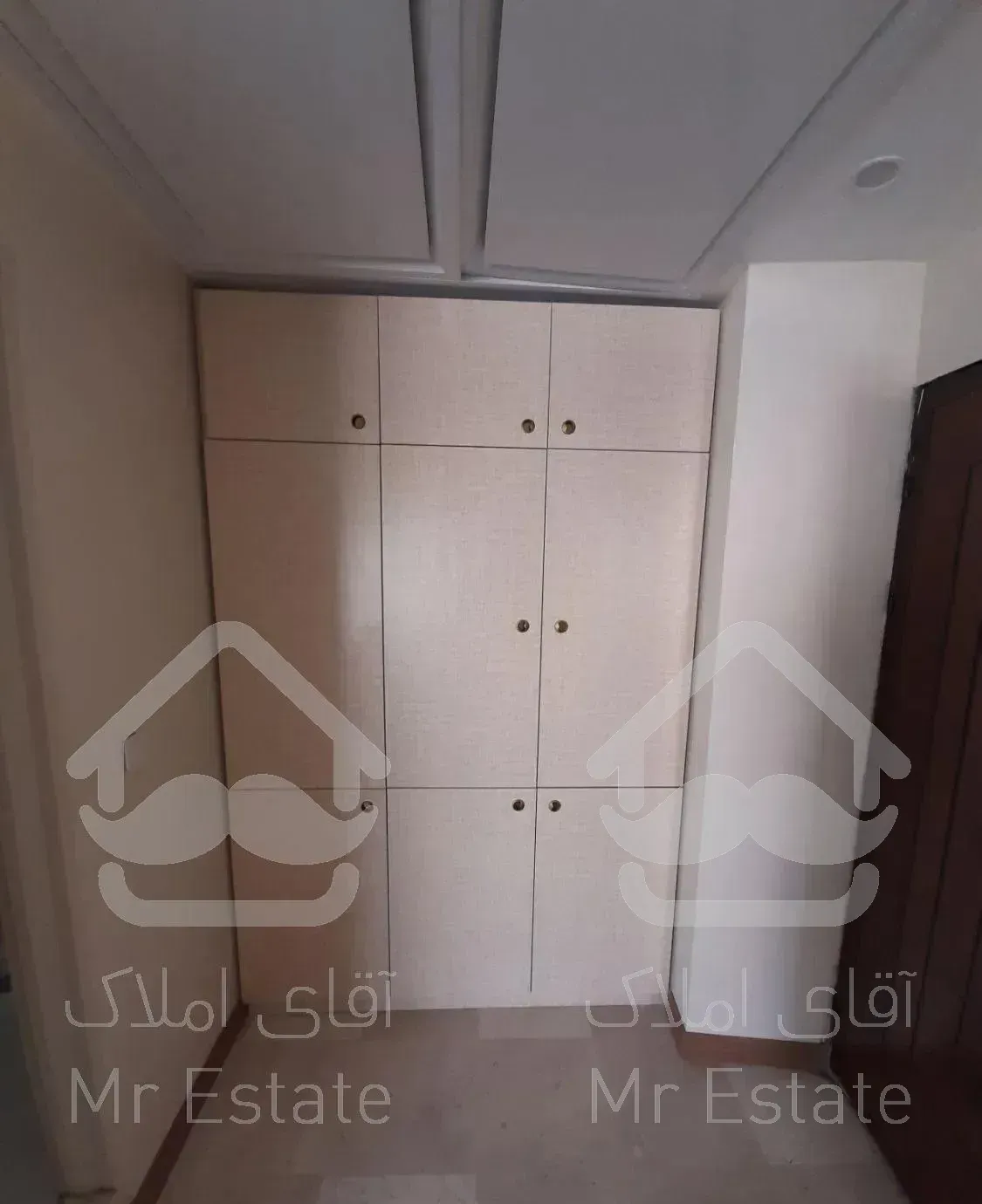 آپارتمان ۱۰۰متر ۲خوابه یکسال ساخت غرق در نور