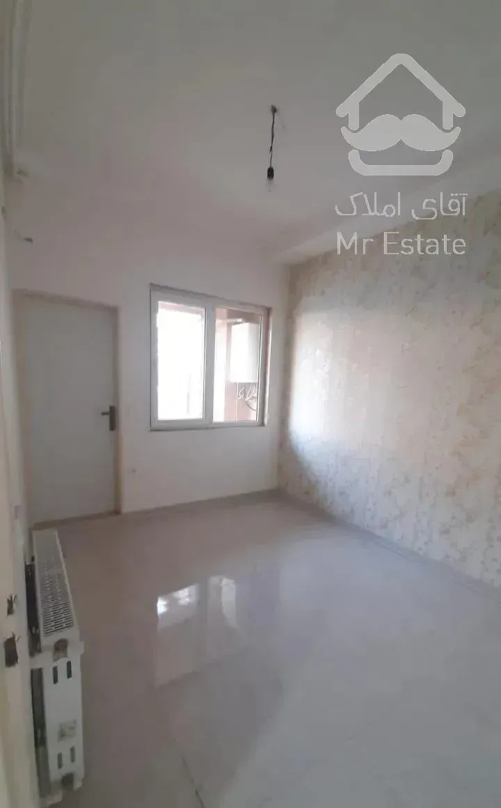 آپارتمان 83 متری خیابان پاسداران.