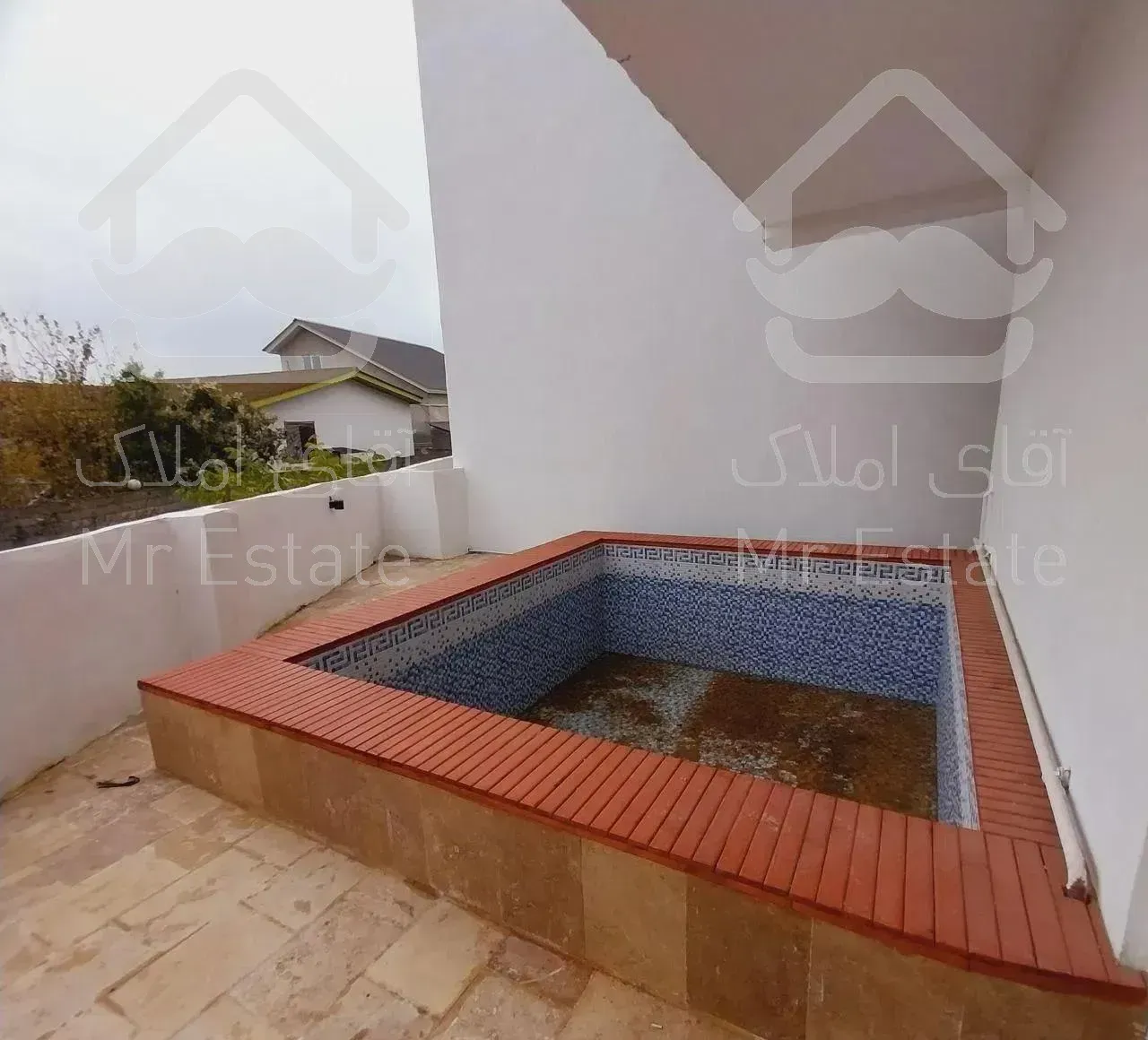 تریبلکس مدرن۳۲۰متری در شهرک خصوصی/سعادت اباد