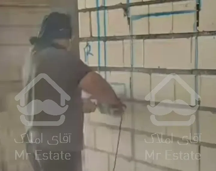 برقکار برقکشی نصب ایفون تاسیسات لوله کشی