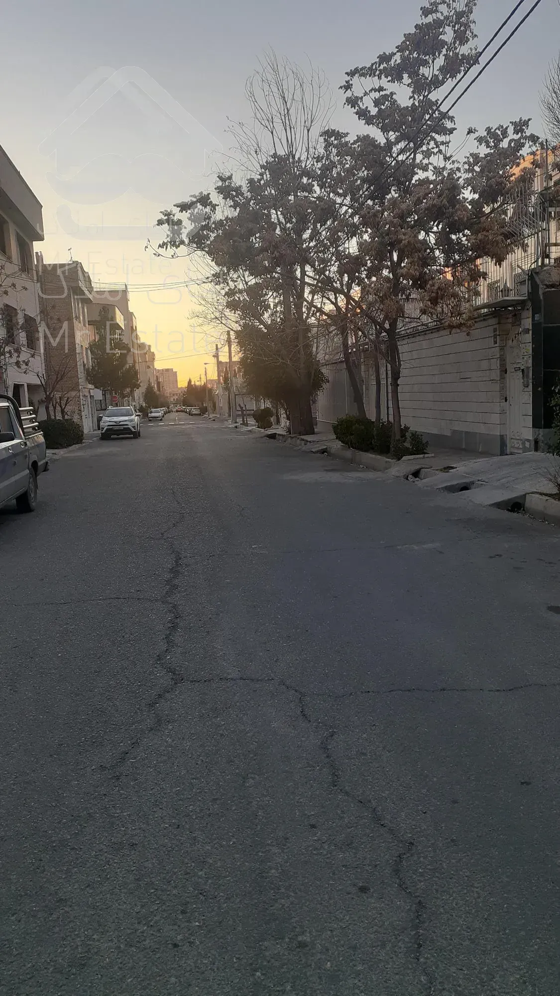 کلنگی ۳۰۰متری شهرک راه اهن  منظقه۲۲