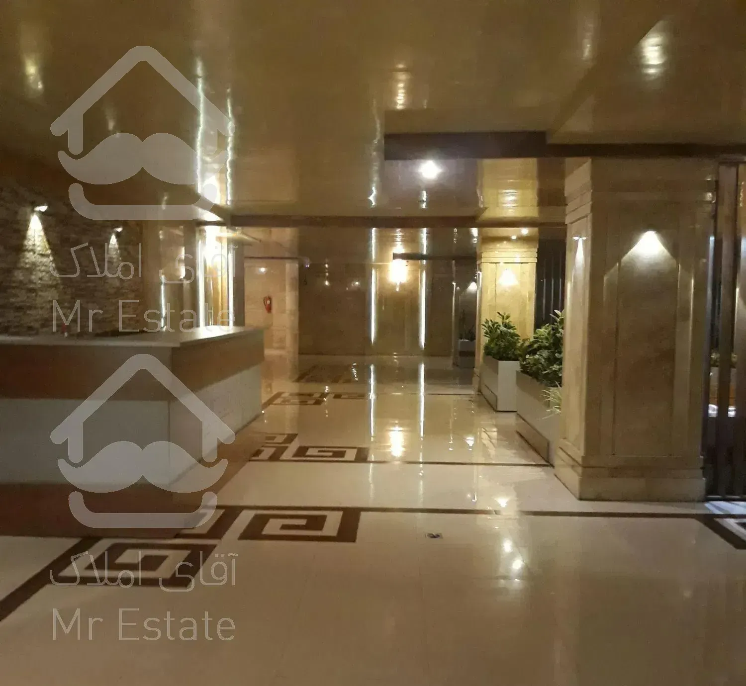 ۹۴ متر ۲ خ فول امکانات در  مجتمع بیمه