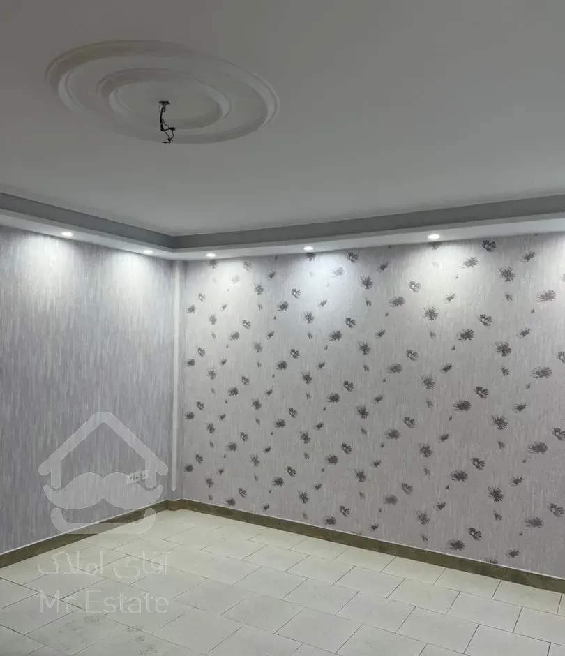 آپارتمان ۴۷متری با پارکینگ