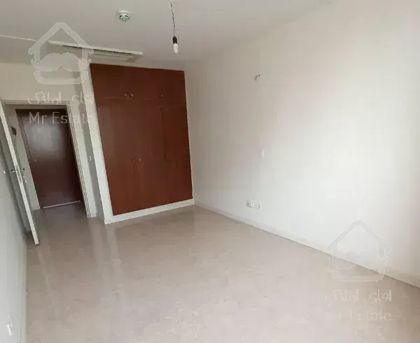 140 متر نوساز / 3 خواب / کوهک چیتگر