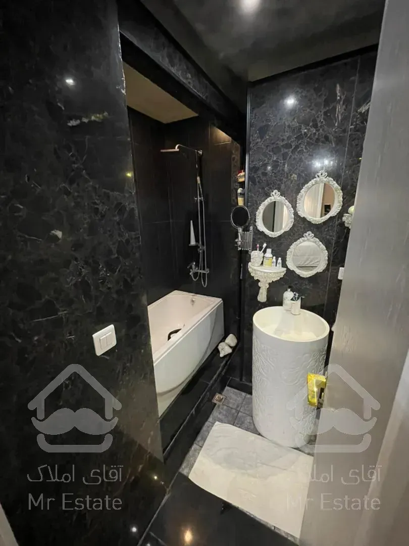 آپارتمان ۱۳۶متری فرمانیه غربی