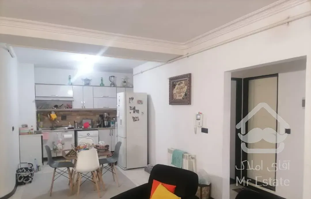 آپارتمان ۷۶ متری خوش نقشه و پر نور دارای سند