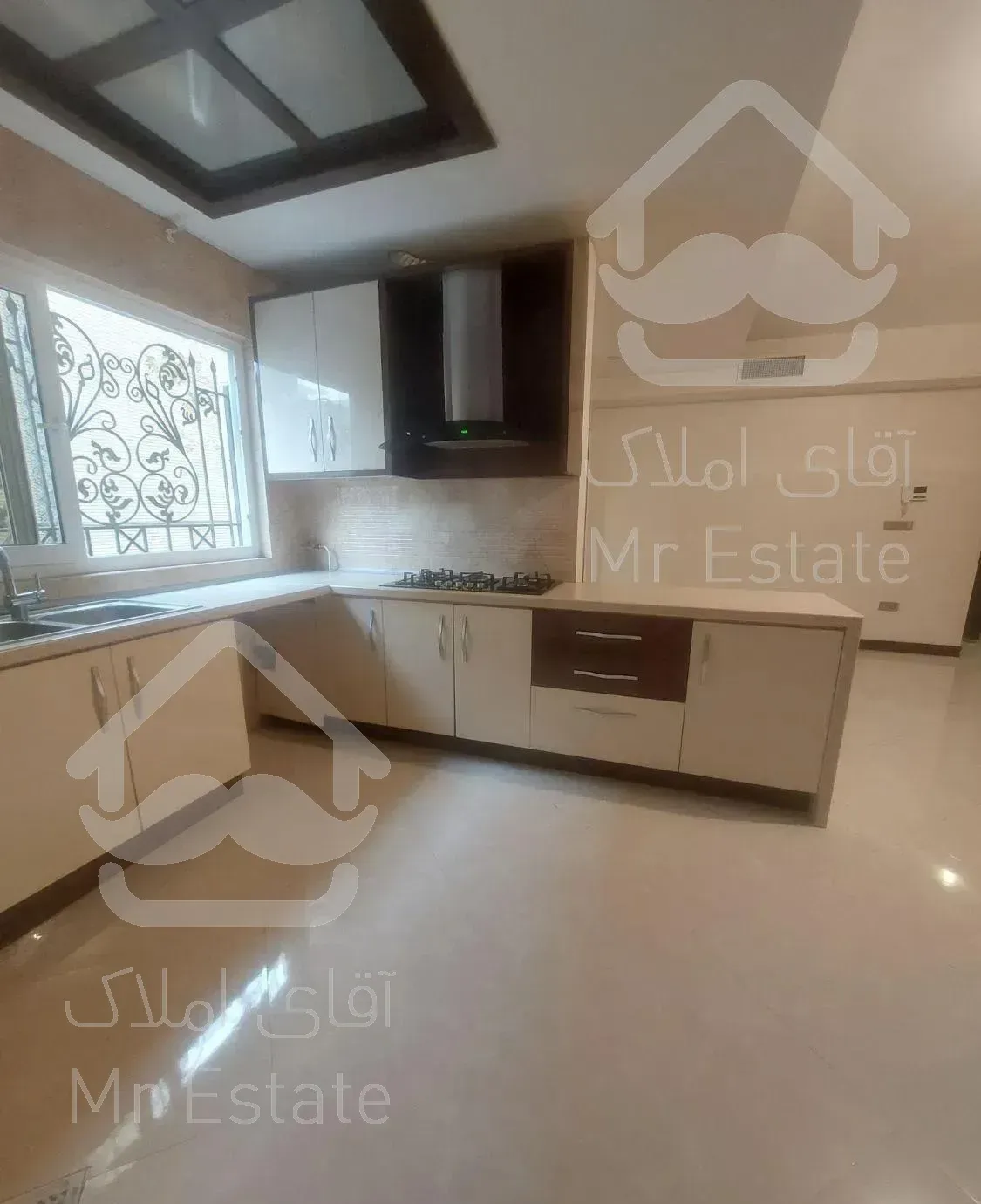 آپارتمان ۱۳۵متر سه خواب چیذر