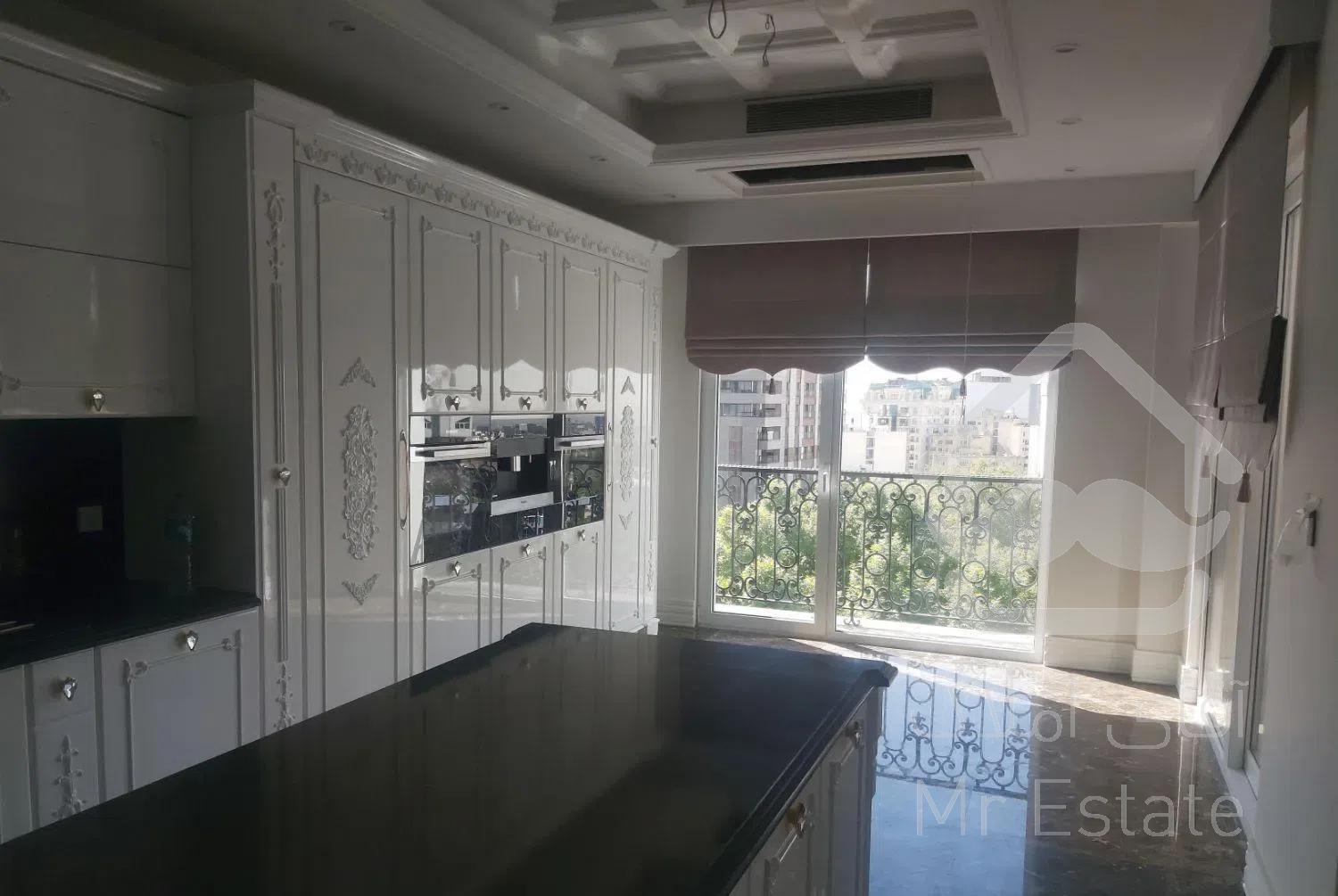 ۱۵۰متر ۲جهت نور و ویو دائمی/متریال برند