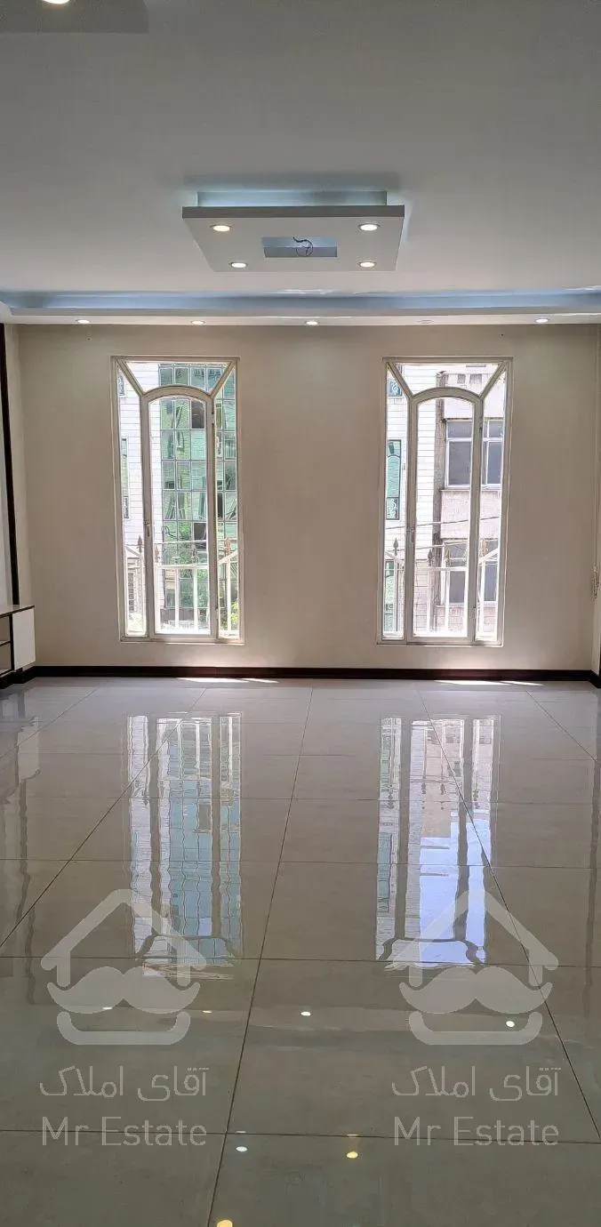 ۷۷ متر ۲ خواب فول امکانات در شمال ریاحی بیمه