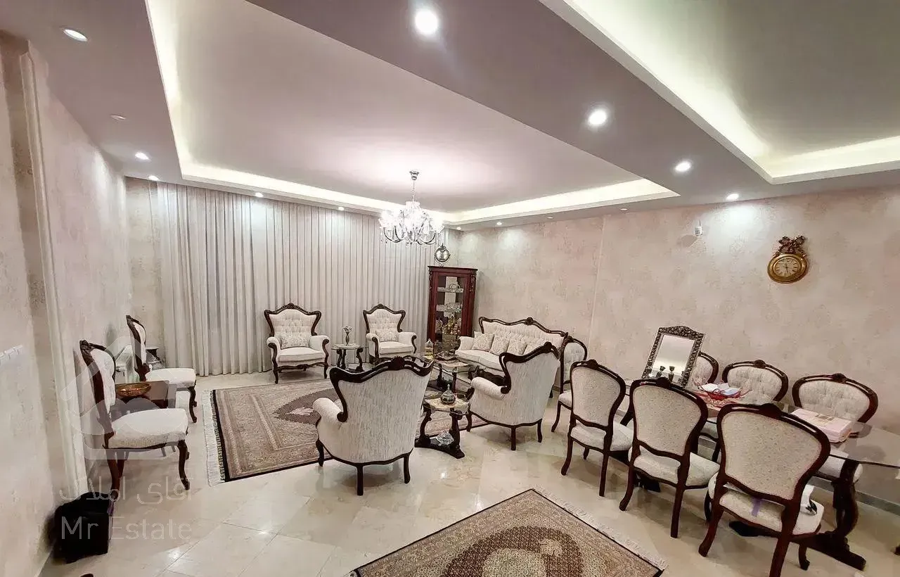 اپارتمان 125 متری 2 خواب فوق العاده شیک  10/500