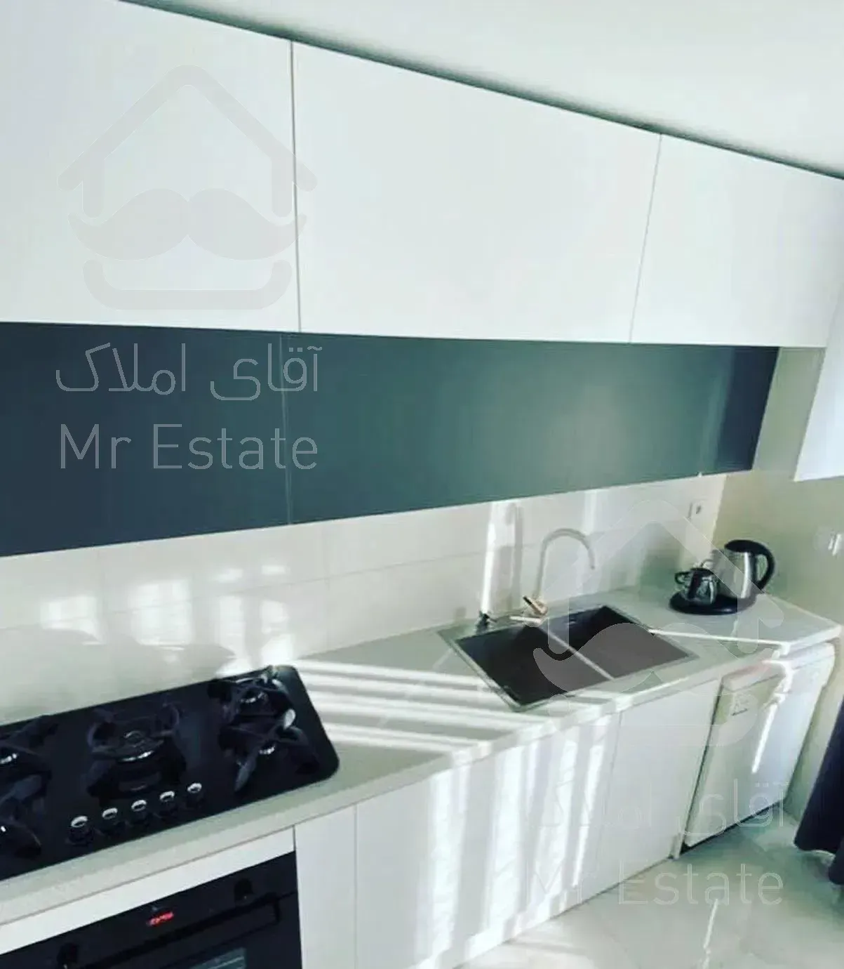 دریاچه چیتگر/۱۴۰متر۲خواب/فول مدرن/۲ تراس