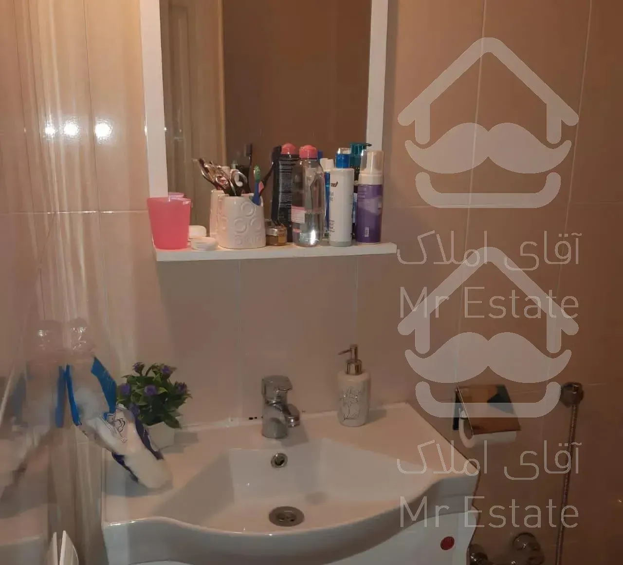 اپارتمان ۱۲۰ متری دو خوابه