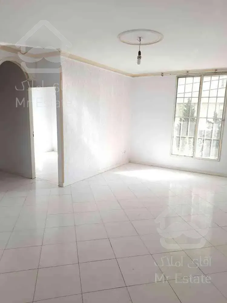 آپارتمان اجاره‌ای نقلی شیک در فردوس شرق