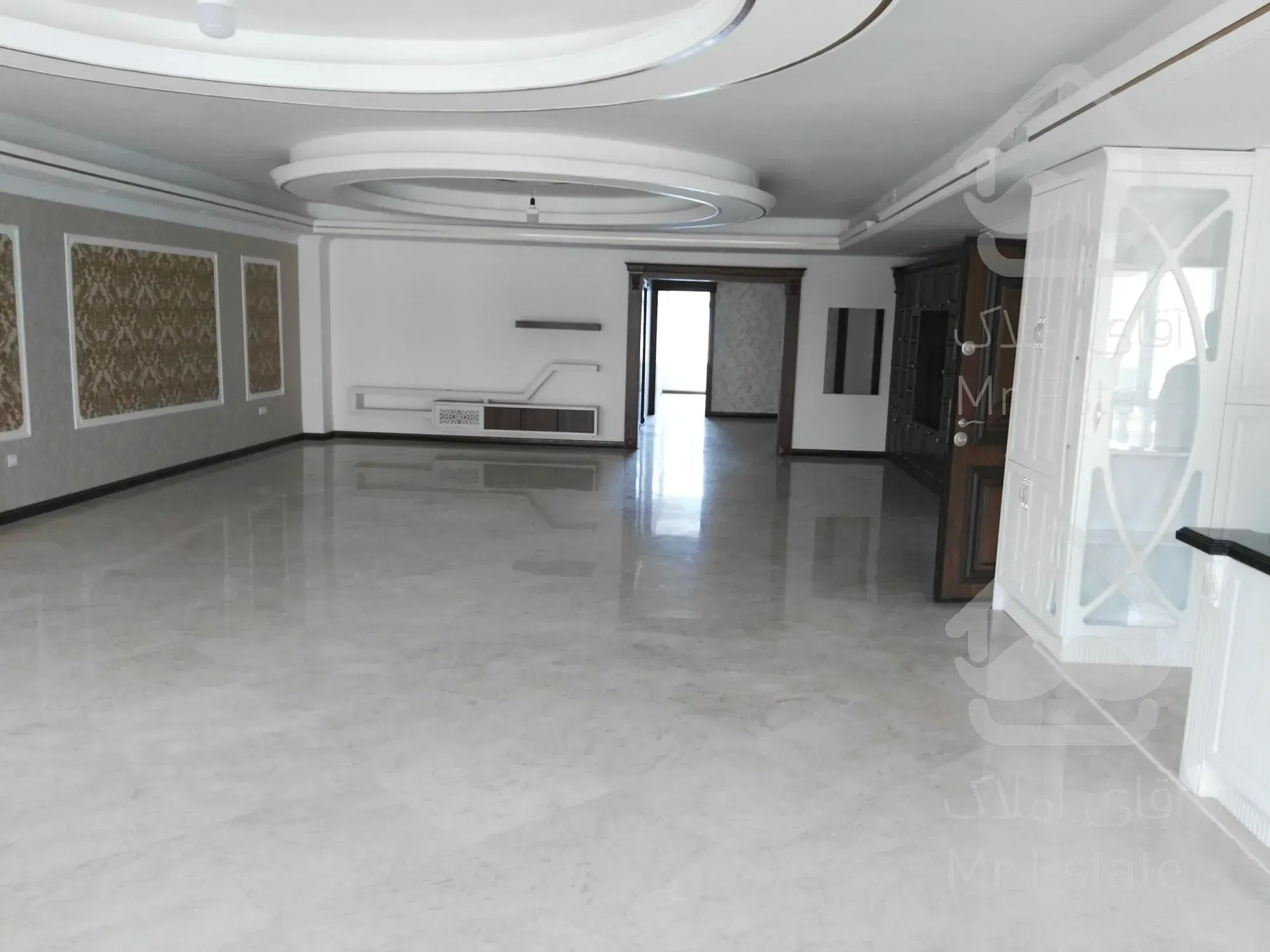 اجاره آپارتمان تکواحدی نوساز ۲۵۰ متری کاشانی گلستانها