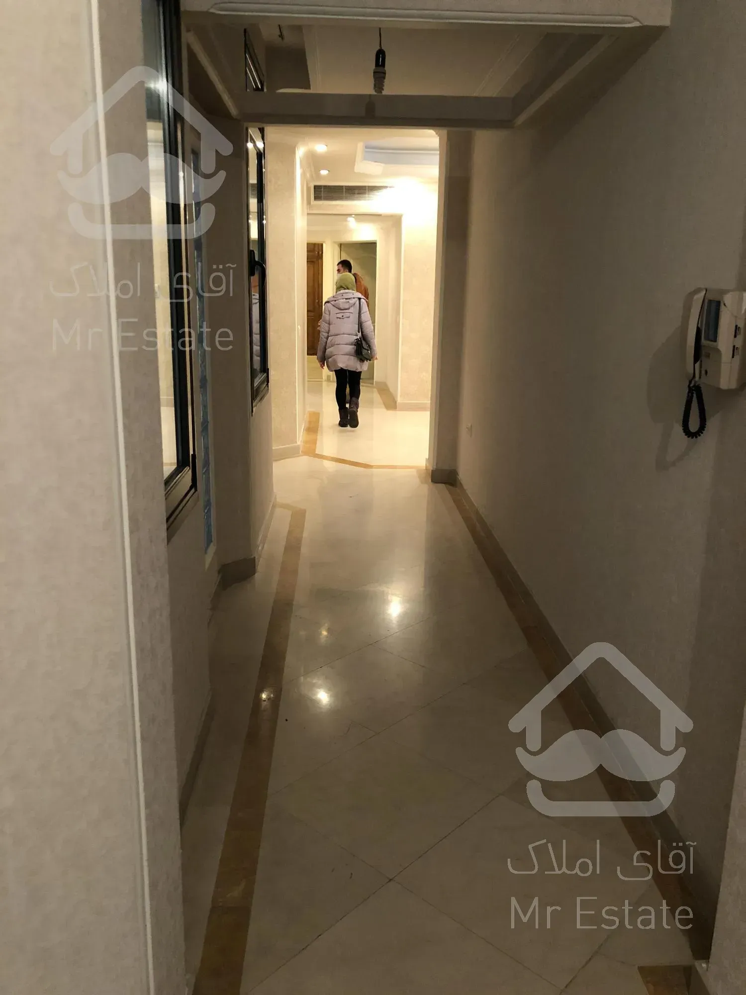 رهن و اجاره آپارتمان ۲۲۰ متری ۳ خوابه کامرانیه