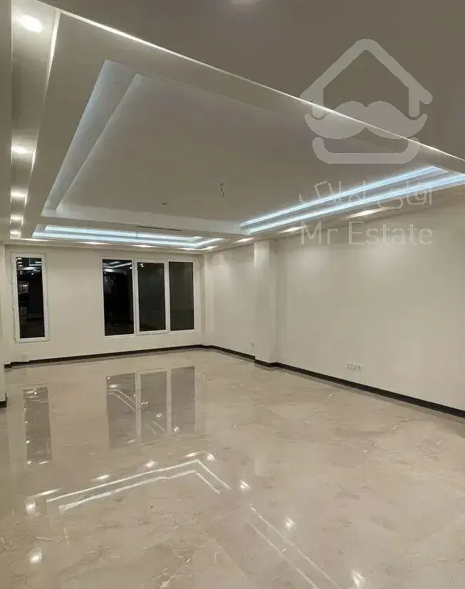 تاپ فرعی پاسداران/ ۱۸۰متر/ مشاعات آبی/ رو به آفتاب