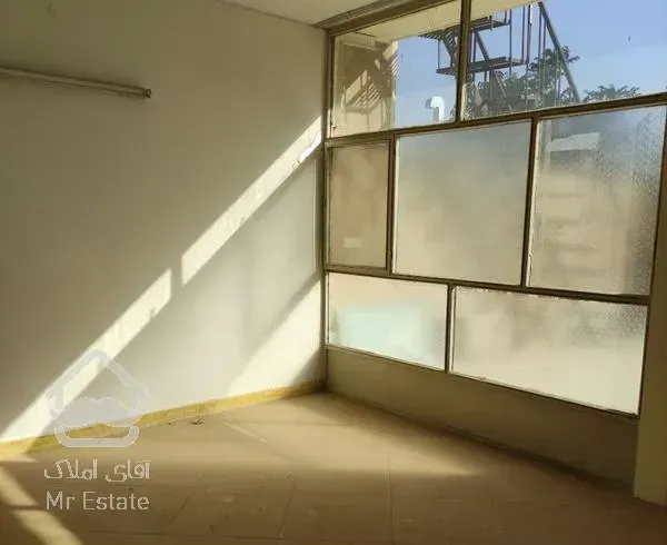 ۱۴۰متر +۶۰متر تراس ،مسکونی با موقعیت اداری