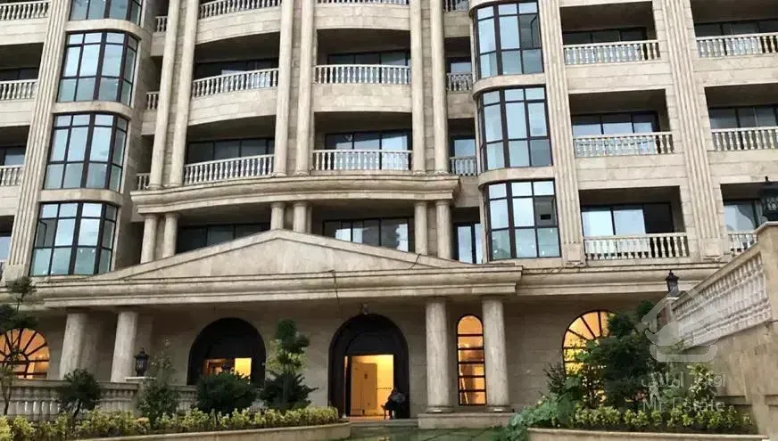 فروش آپارتمان ۱۵۰ متری ویو دریا در برج بابلسر