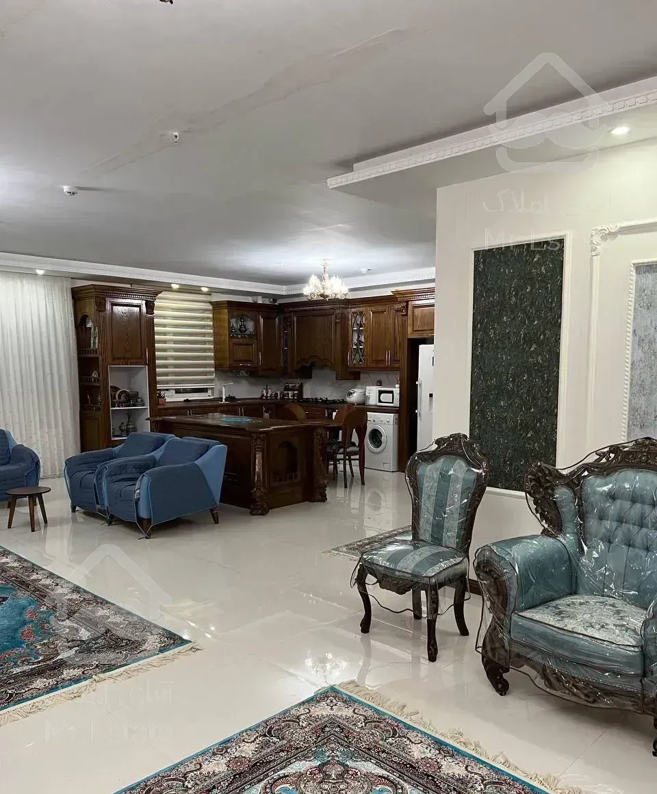 ۱۸۰ متری/فول امکانات/سردونبش