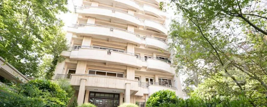 فروش آپارتمان ۴۲۱ متری (طبقه آخر)