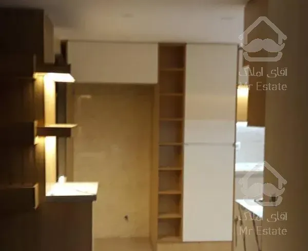 برج.۱۱۵ متر