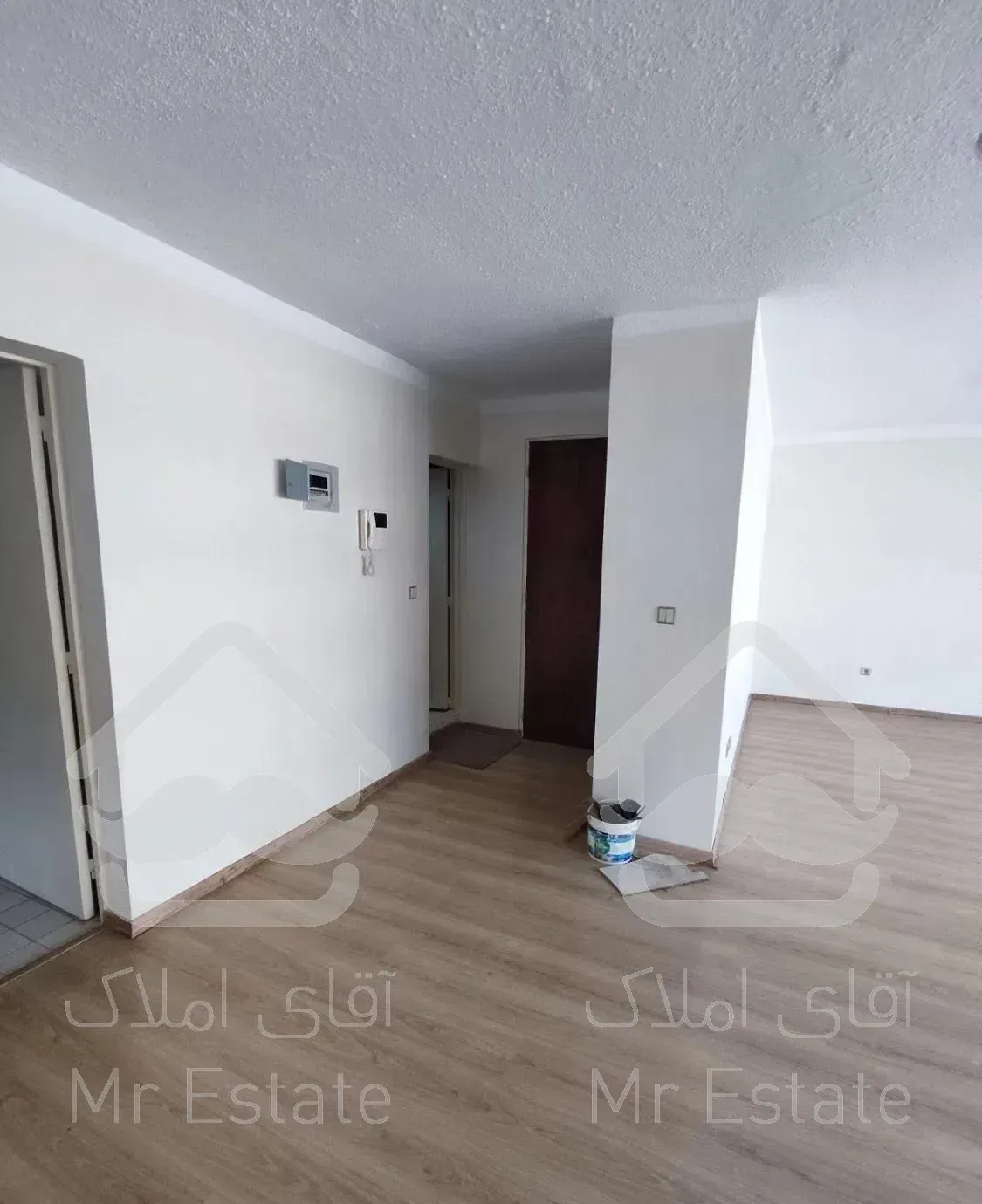 رهن کامل/۳خوابه/تراس دار