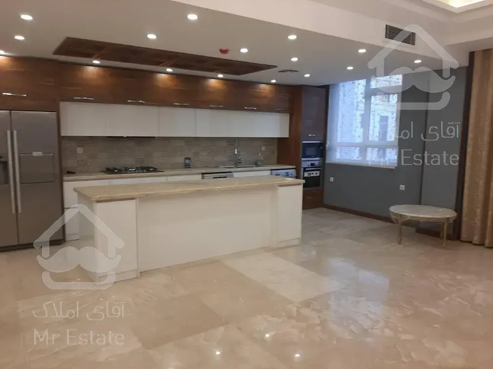 ۱۵۵متر تکواحدی ۲ پارکینگ شمال فردوس شرق