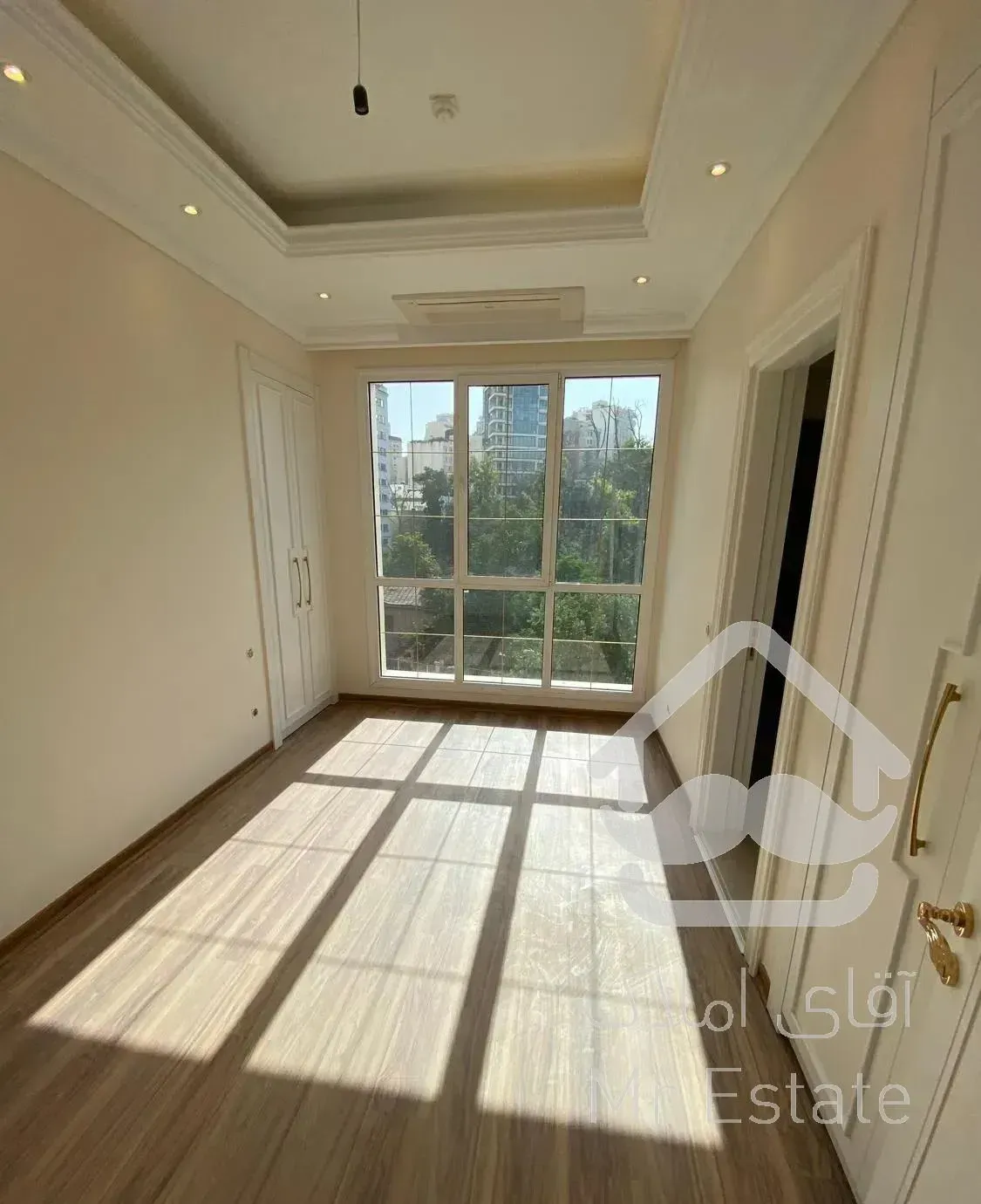 ۱۵۰متر برج باغ با دید ابدی