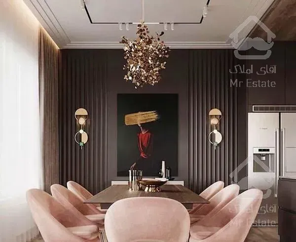 ٩٥ متر برج ترنج دریاچه