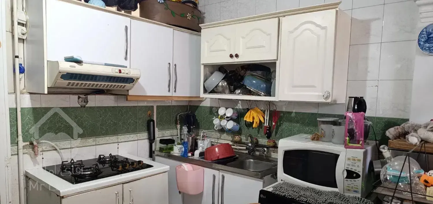 آپارتمان تک واحدی