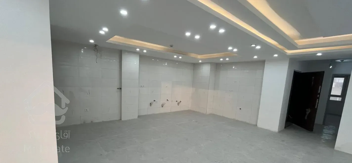 فروش آپارتمان ۱۸۳ متری ۳ خوابه خیابان ۱۲فروردین