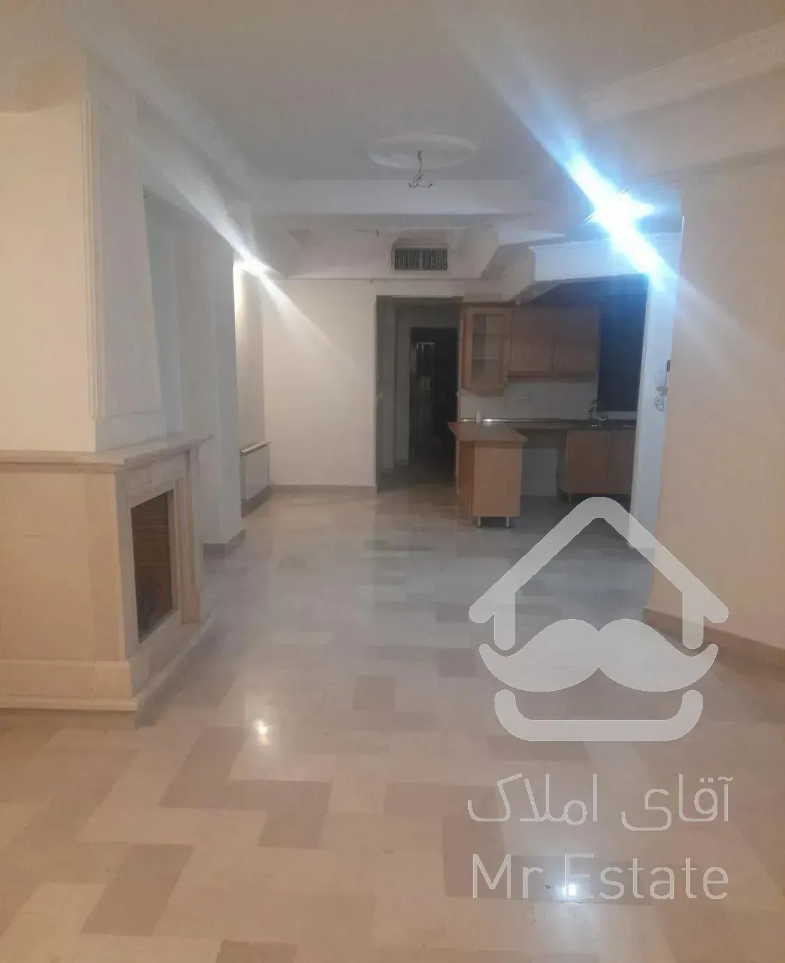 ۹۰ متر دو خوابه میدان بهشتی بلوار بیژن