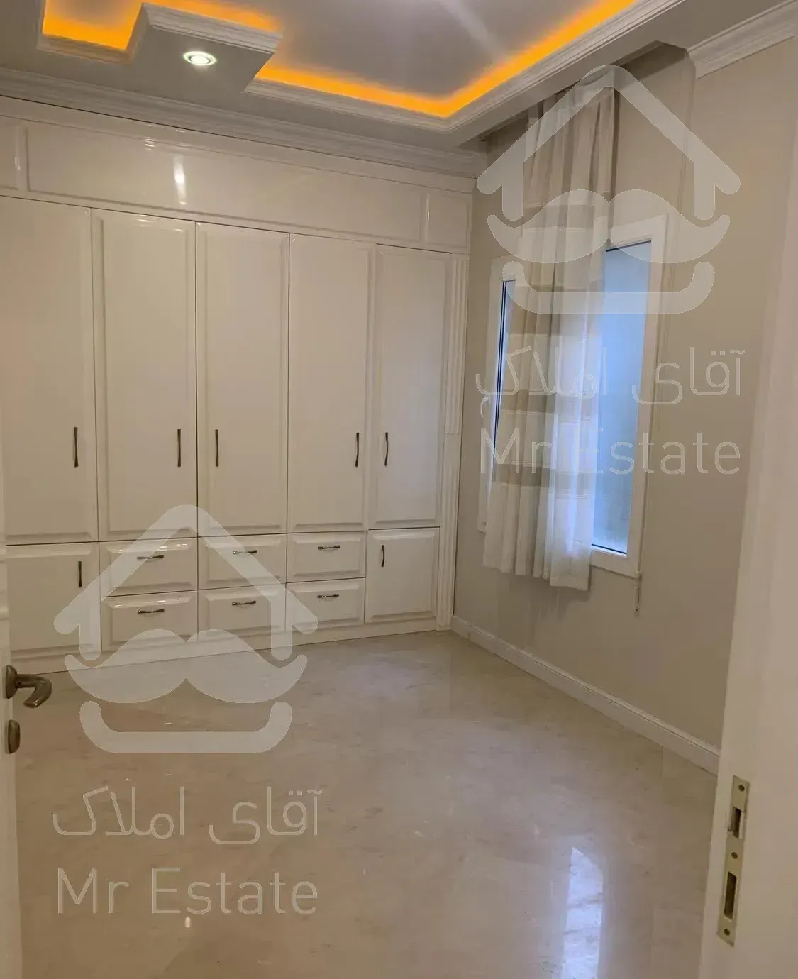 ٢٤٠ متر تاپ لوکیشن درکه