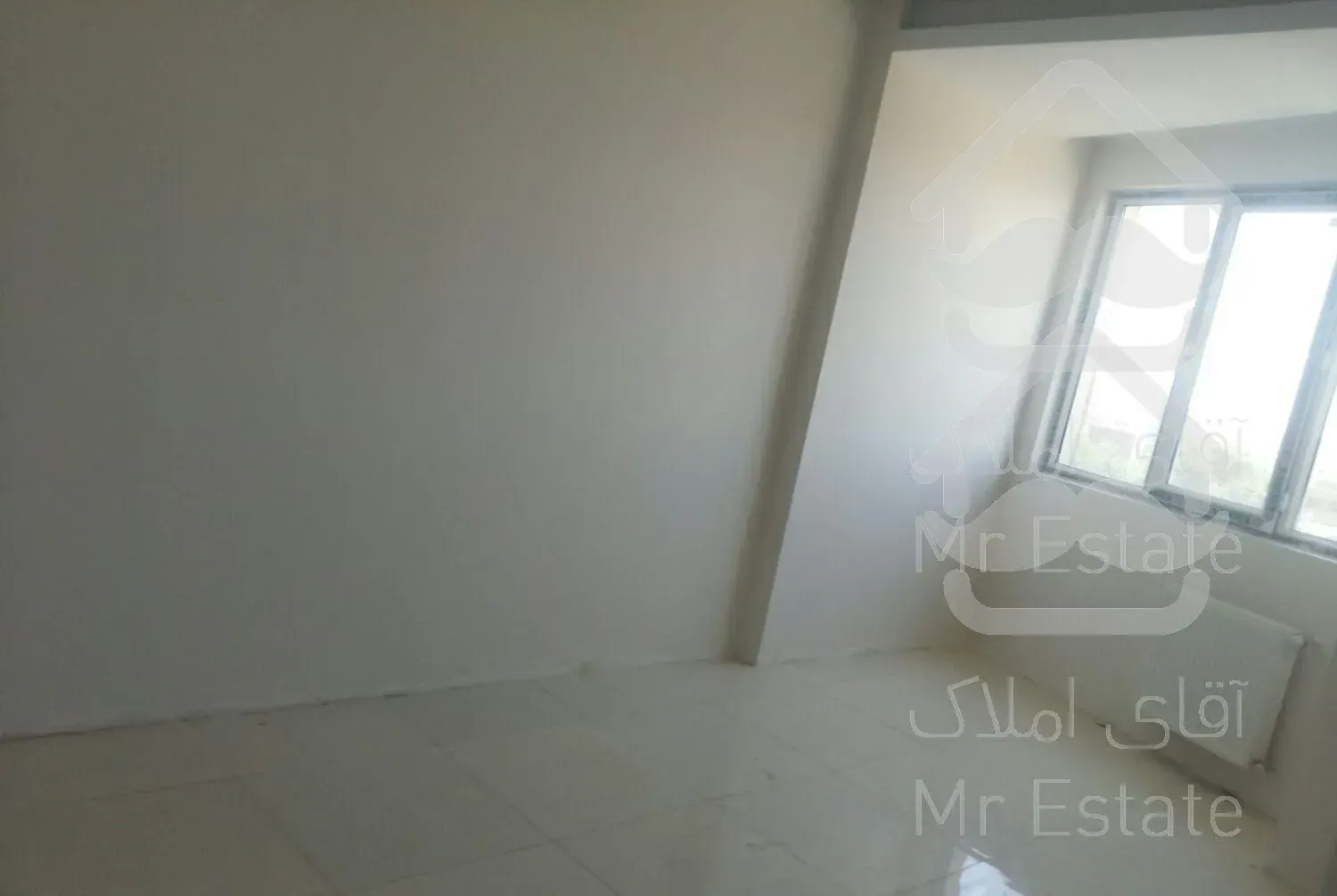 آپارتمان ۹۰متردوخواب ۴   مجتمع  م