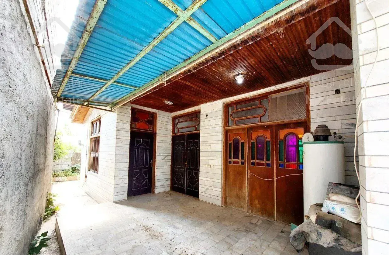 ویلاهمکف قدیمی400متردوبرعبورارزنده بافت مسکونی