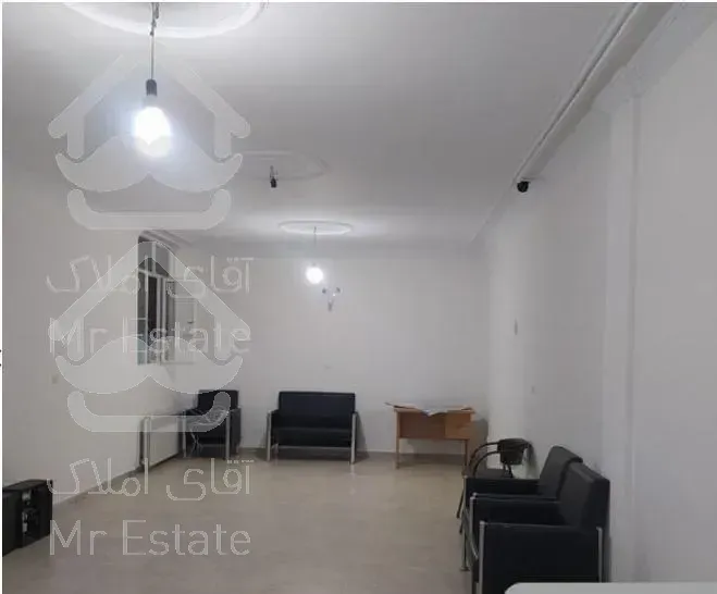 130 متر / موقعیت اداری / مبله / مناسب دفتر کار