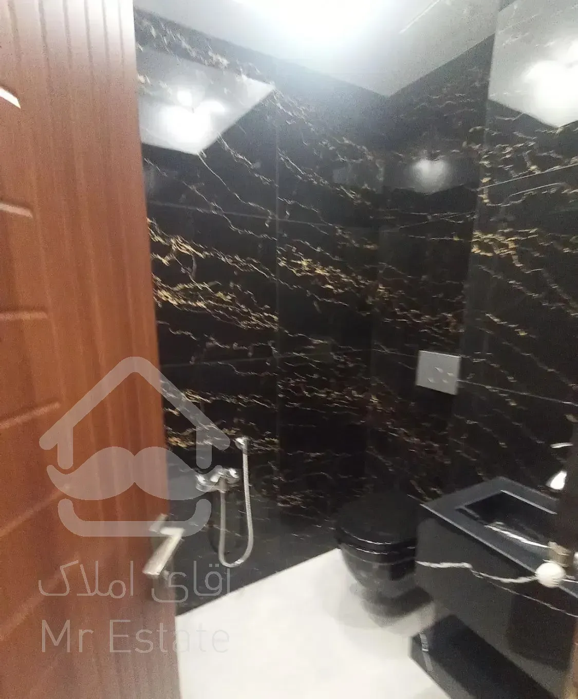 ۱۱۵ متر تک واحدی نوساز