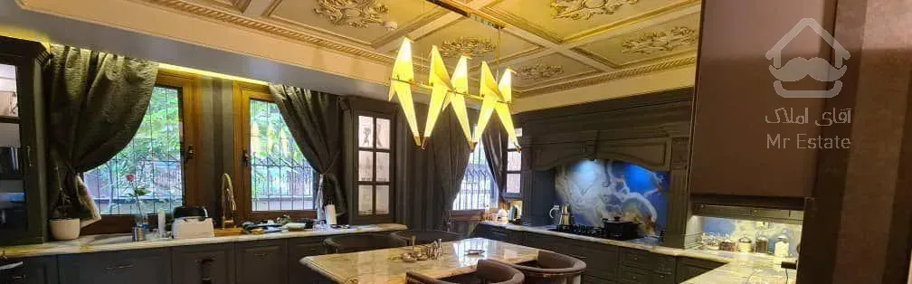 315متر + 30متر سوئیت مجزا/ 6پارکینگ سندی/ مدرن