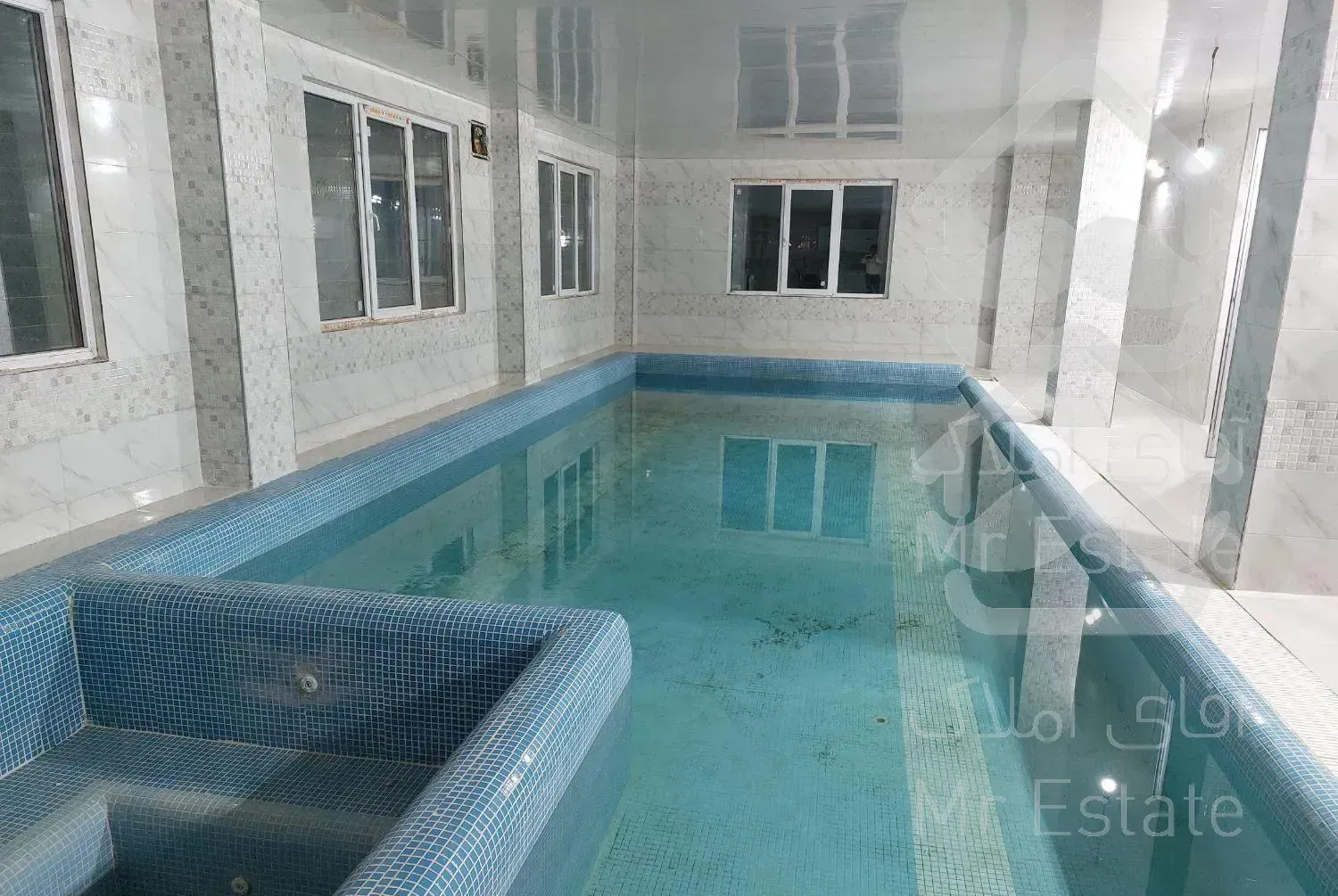 اجاره ویلا ۲هزارمتر استخردار جنگلی شاه نشین ۲۲۰متر