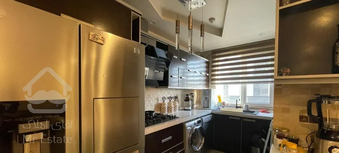 فروش آپارتمان ۱۳۰ متری ۳ خوابه در ازگل فول