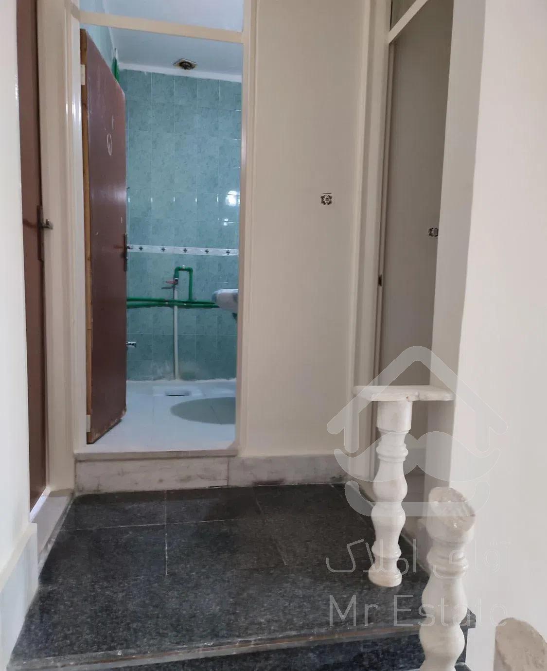 آپارتمان ۲۰۰ متر میدان گلها