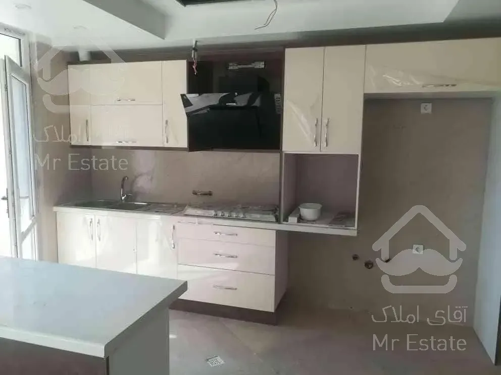 خریدوفروش۱۲۵متری/سه اتاق/نوساز/ موقعیت اداری