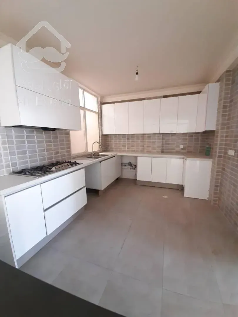 آپارتمان ، ۱۱۰ متر ، دو خوابه